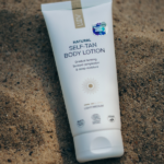 Isepruunistav kehakreem Hele/Keskmine, 200 ml