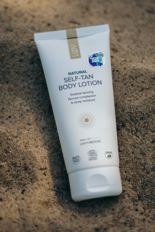 Isepruunistav kehakreem Hele/Keskmine, 200 ml