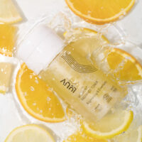 Kirgastav C-vitamiini näovesi