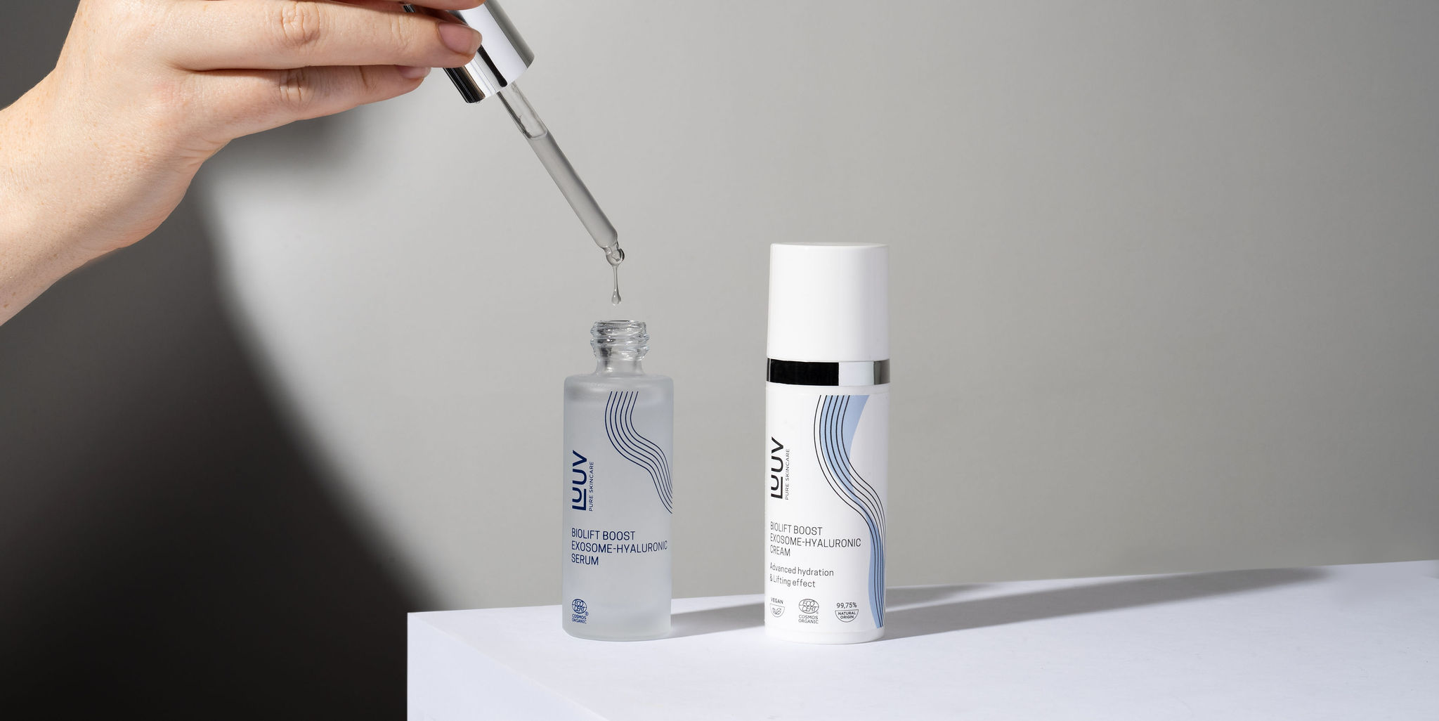 Eksosoomide ja hüaluroonhappega näokreem ja seerum